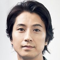 Foto Shosuke Tanihara