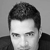 Foto Troy Montero