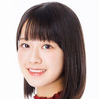 Foto Tomori Kusunoki