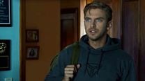 imagem de The Guest Trailer Original