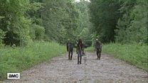 imagem de The Walking Dead 7ª Temporada Episódio 7 "Sing Me a Song" Clipe Original