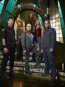 Pôster de Stargate: Atlantis Temporada 5