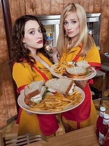 Pôster de 2 Broke Girls Temporada 6