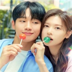 Foto O Amor Mora ao Lado