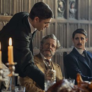 Foto Hero Fiennes Tiffin