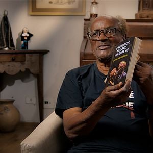 Foto Cadernos Negros