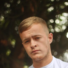 Foto Alfie Deegan