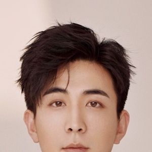 Foto Chuan Li
