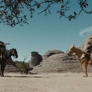 Foto Os Mortos Não Matam