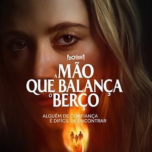 Foto A Mão Que Balança o Berço