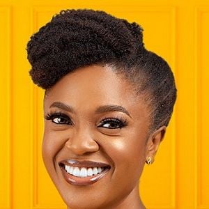 Foto Omoni Oboli