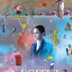 Foto A Useful Ghost: Uma Ajuda do Além