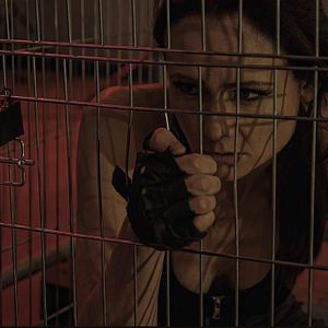 Foto Seis Gostosas num Galpão