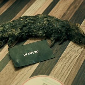 Foto Boa Sorte, Divirta-se, Não Morra