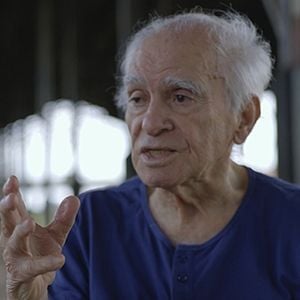 Foto Não Sei Viver Sem Palavras