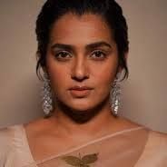 Foto Parvathy Thiruvothu