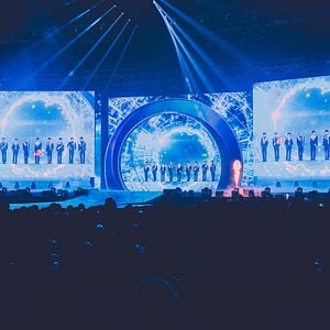 Foto Zerobaseone The First Tour [Timeless World] 