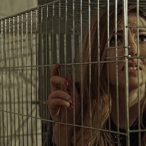 Foto Seis Gostosas num Galpão