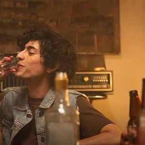 Foto Tenho Que Morrer Todas as Noites