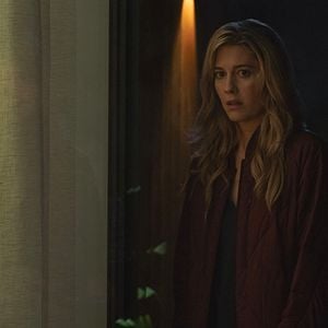 Foto A Mão Que Balança o Berço