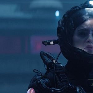 Foto Ash: Planeta Parasita