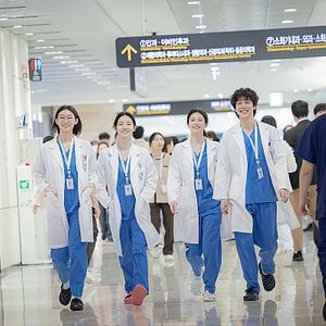 Foto Resident Playbook