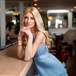 Foto Regras vs. Atração: Servindo nos Hamptons