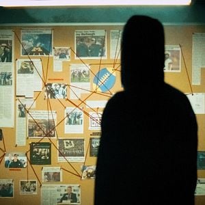 Foto Untold: O Ladrão de Sinais