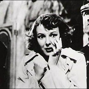 Foto Os Carrascos Também Morrem