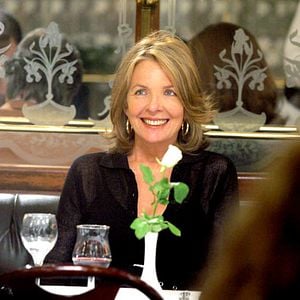 Foto Alguém Tem Que Ceder