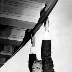 Foto Um Corpo que Cai