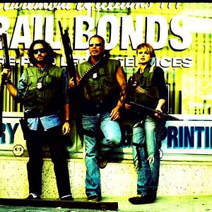 Foto Domino - A Caçadora de Recompensas