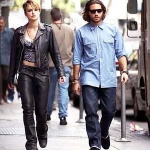 Foto Domino - A Caçadora de Recompensas