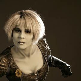 Foto Gigi Edgley