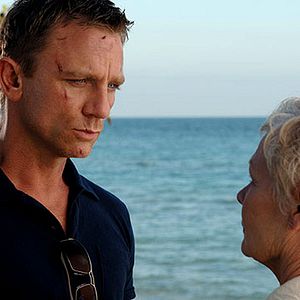 Foto 007 - Cassino Royale