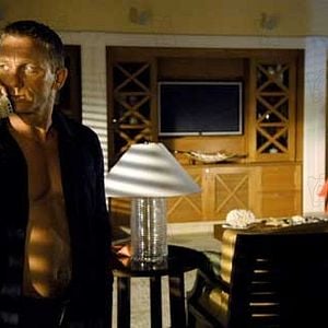 Foto 007 - Cassino Royale