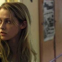 Foto 2:37 - É Só Uma Questão de Tempo