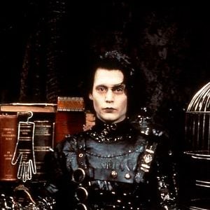 Foto Edward Mãos de Tesoura