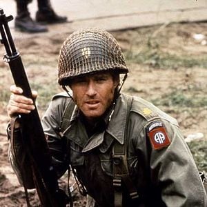 Foto Uma Ponte Longe Demais