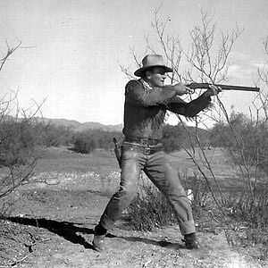 Foto Caminhos Ásperos
