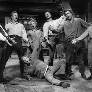 Foto Sete Noivas para Sete Irmãos