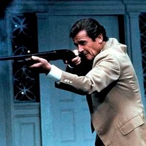 Foto 007 Na Mira dos Assassinos