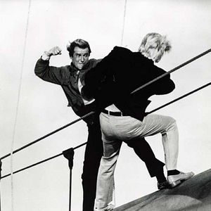 Foto 007 Na Mira dos Assassinos