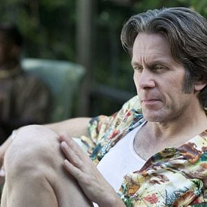 Foto Segurando as Pontas