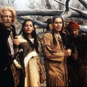 Foto Barbara Carrera