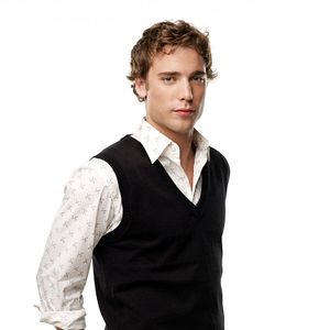 Foto Dustin Milligan