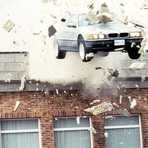 Foto 007 - O Amanhã Nunca Morre