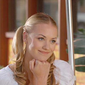 Foto Yvonne Strahovski