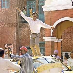 Foto Rab Ne Bana Di Jodi