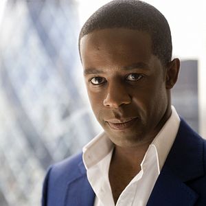 Foto Adrian Lester